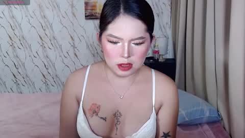 akiragirl_ online show from 24, 5, 2026