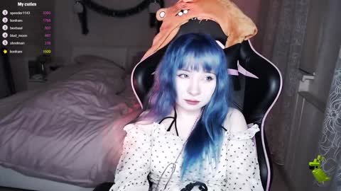 akirahartyx online show from 22, 12, 2024