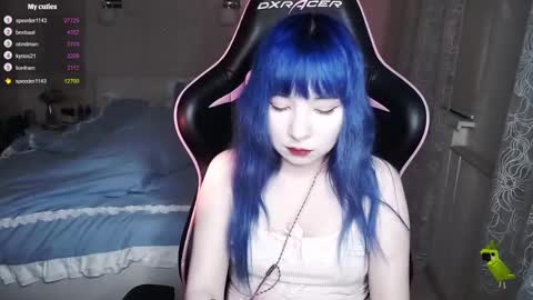 akirahartyx online show from 22, 2, 2025