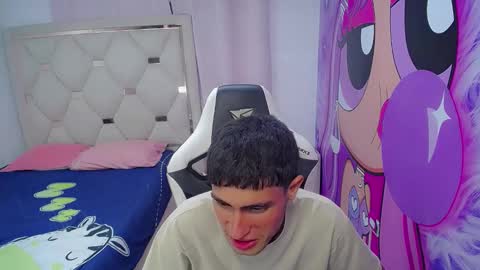 Akyra latin online show from 12, 2, 2026