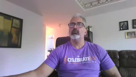 Snapshot of aladdin31673 chatting on 28, 5, 2026 aladdin31673 online show from 28, 5, 2026