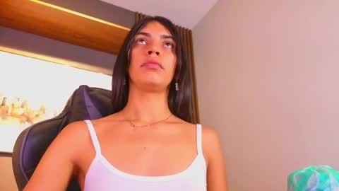 Alahia Rodriguez online show from 2, 4, 2026