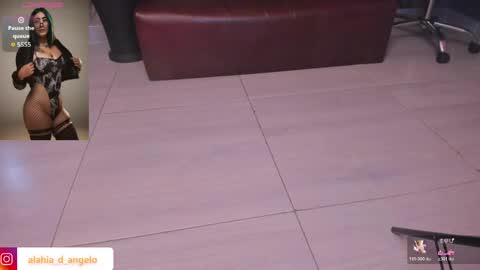 ALAHIA online show from 25, 4, 2026