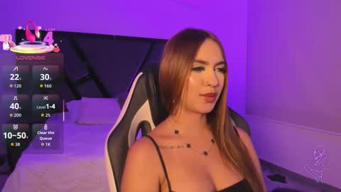 Snapshot of alahiaa1_ chatting on 17, 10, 2025 Alahia online show from 17, 10, 2025