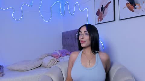 Alaia Alegria online show from 1, 4, 2026