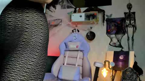 Alaia online show from 16, 10, 2025