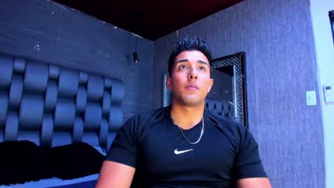 Alan greek online show from 19, 4, 2026