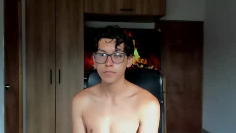 Alan and Criss - WE JUST FRIENDS WITH BENEFITS BOTH VERS online show from 29, 5, 2026