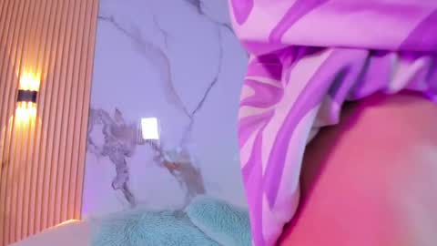 Snapshot of alana_333 chatting on 14, 9, 2025 A L A N A online show from 14, 9, 2025