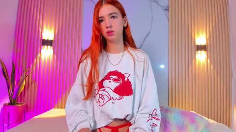 Snapshot of alana_333 chatting on 17, 10, 2025 A L A N A online show from 17, 10, 2025