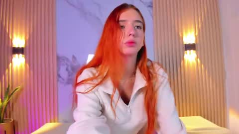 Snapshot of alana_333 chatting on 28, 10, 2025 A L A N A online show from 28, 10, 2025