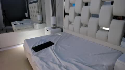 Alana Hard As online show from 18, 4, 2026