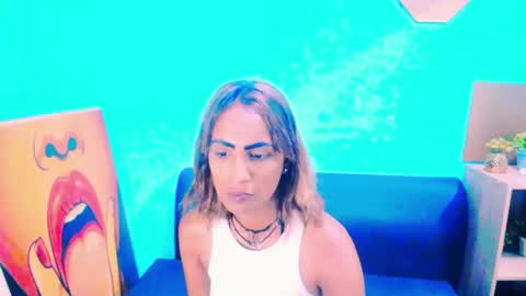 alanadelray online show from 9, 1, 2025