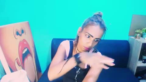 alanadelray online show from 12, 1, 2025