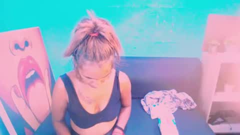 alanadelray online show from 6, 2, 2025