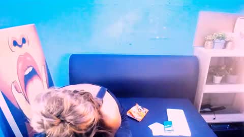 alanadelray online show from 7, 2, 2025