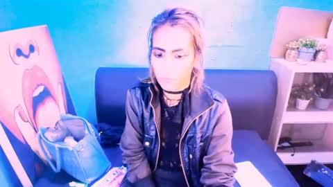 alanadelray online show from 11, 2, 2025