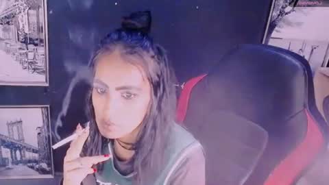 alanadelray online show from 4, 11, 2025