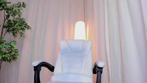 Alana silvana online show from 28, 1, 2025