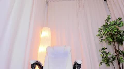 Alana silvana online show from 18, 2, 2025