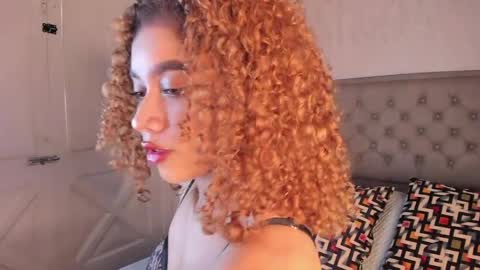 Snapshot of alanaxbrown chatting on 9, 4, 2026 Tell me Alana online show from 9, 4, 2026