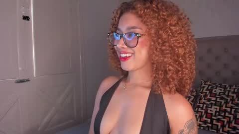 Snapshot of alanaxbrown chatting on 12, 4, 2026 Tell me Alana online show from 12, 4, 2026