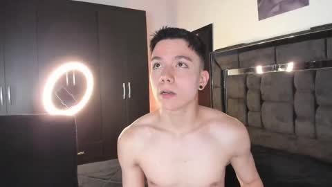 alanblack1 online show from 26, 11, 2025