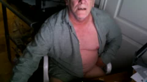 Snapshot of alanlee10allen chatting on 17, 12, 2025 Alanlee10allen online show from 17, 12, 2025