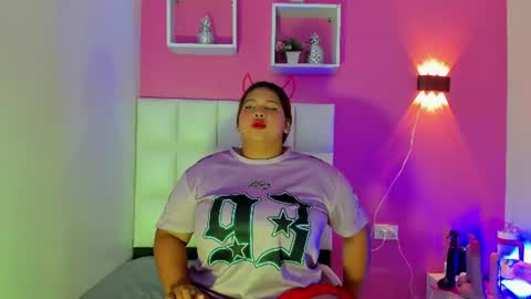 Snapshot of alanna_hot3 chatting on 20, 6, 2026 Ana online show from 20, 6, 2026