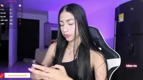 Snapshot of alannah__ chatting on 13, 1, 2025 online show from 13, 1, 2025