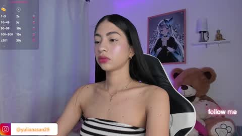 Snapshot of alannah__ chatting on 4, 2, 2025 online show from 4, 2, 2025