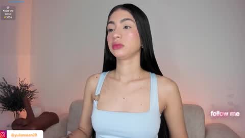 Snapshot of alannah__ chatting on 19, 11, 2025 online show from 19, 11, 2025