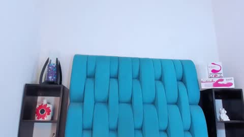 alannaughty_ online show from 14, 1, 2025