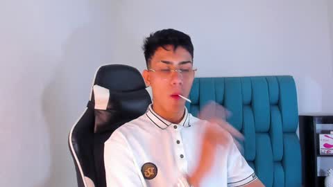 alannaughty_ online show from 2, 2, 2025