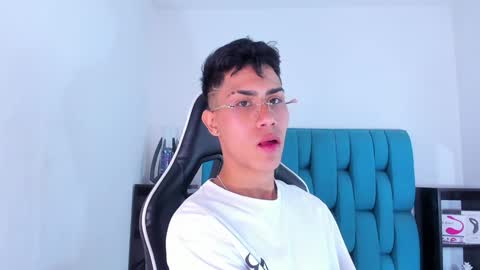 alannaughty_ online show from 7, 2, 2025