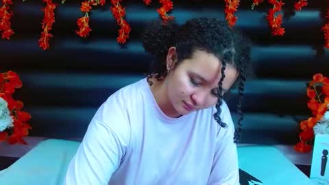 AlaSmith  online show from 4, 2, 2025