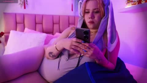 albaandthayron online show from 3, 10, 2025