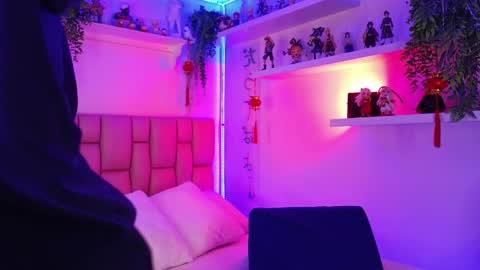 albaandthayron online show from 23, 4, 2026