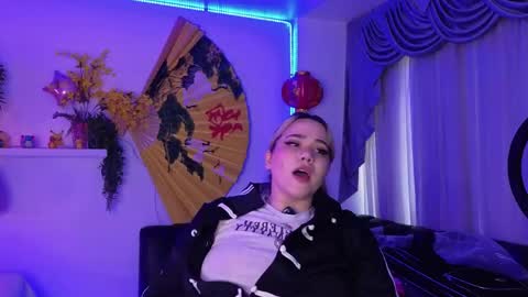 albaandthayron online show from 25, 4, 2026