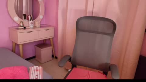 aldana_stone online show from 25, 6, 2026