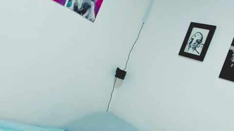 Alejandra online show from 21, 2, 2025