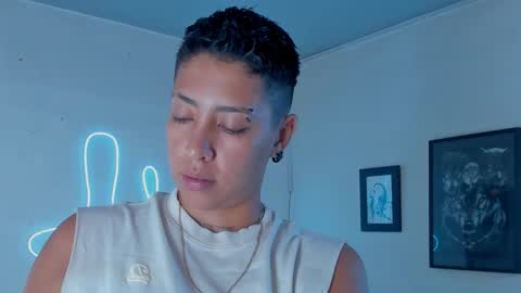 Alejandra online show from 15, 11, 2025