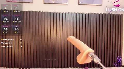 aleja__slav3 online show from 7, 3, 2025