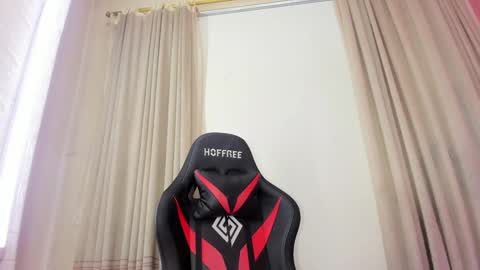 Snapshot of aleja_hill chatting on 15, 12, 2024 Aleja Hill online show from 15, 12, 2024