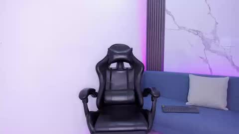 Snapshot of alejagarcia_ chatting on 15, 9, 2025 CUTE ALEJA online show from 15, 9, 2025