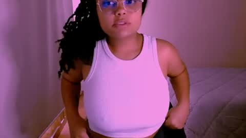 Alejandra  online show from 16, 7, 2026