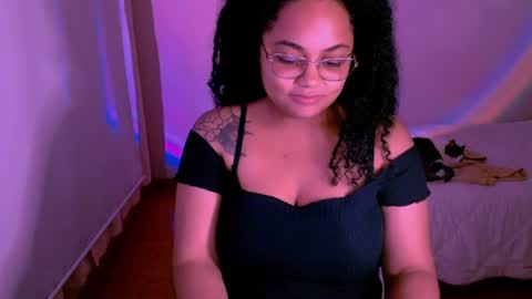 Alejandra  online show from 23, 7, 2026
