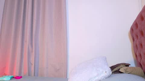 alejandra_dunn1 online show from 8, 4, 2026