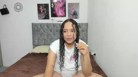 alejandra_evanss online show from 13, 1, 2026