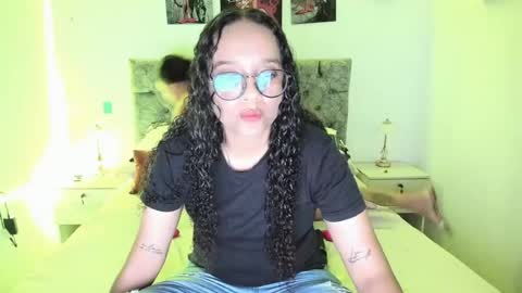 Snapshot of alejandra_evanss chatting on 15, 6, 2026 alejandra_evanss online show from 15, 6, 2026